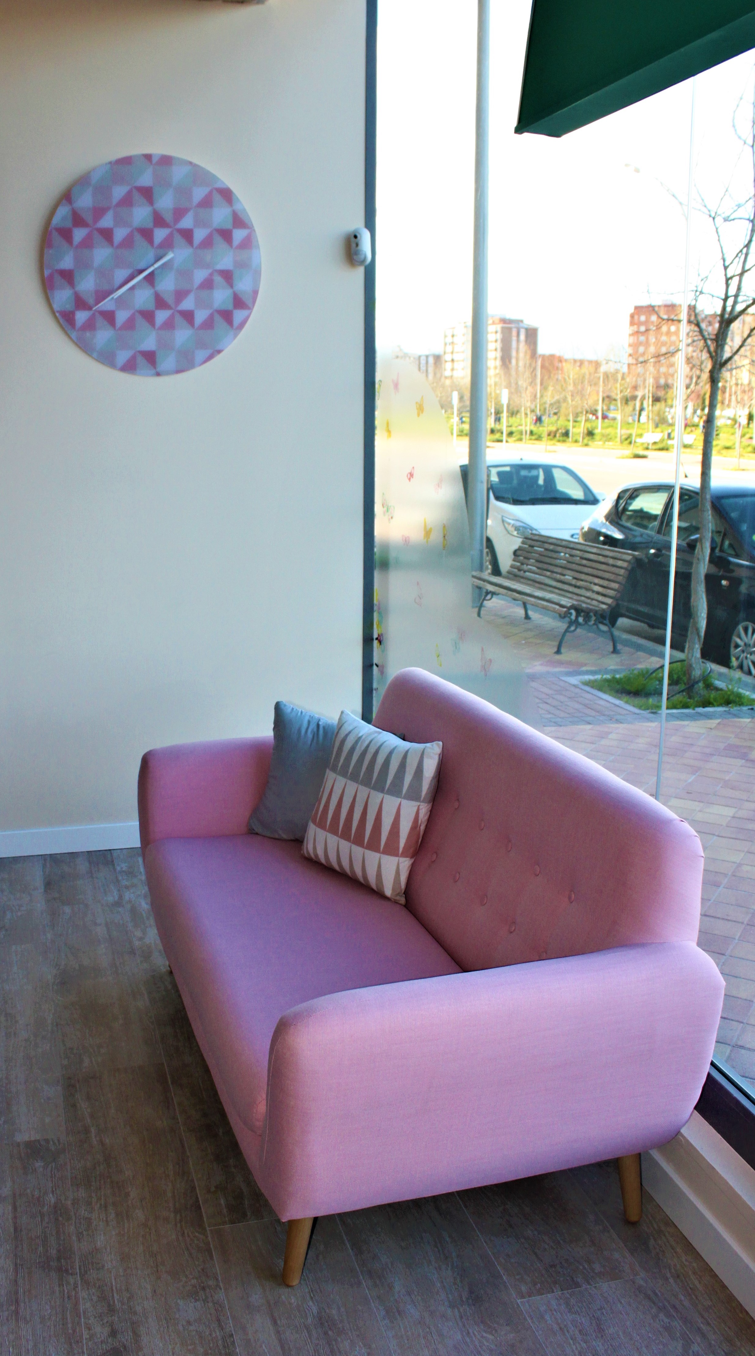 Esmeralda Márquez Centro de estética, sofá para esperar