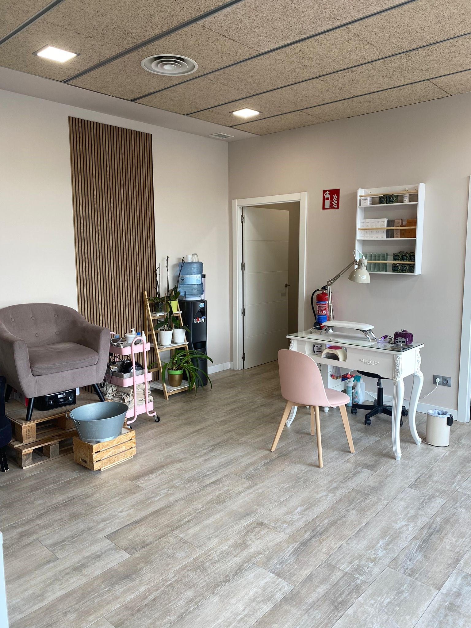 Esmeralda Márquez Centro de estética, recepción nueva