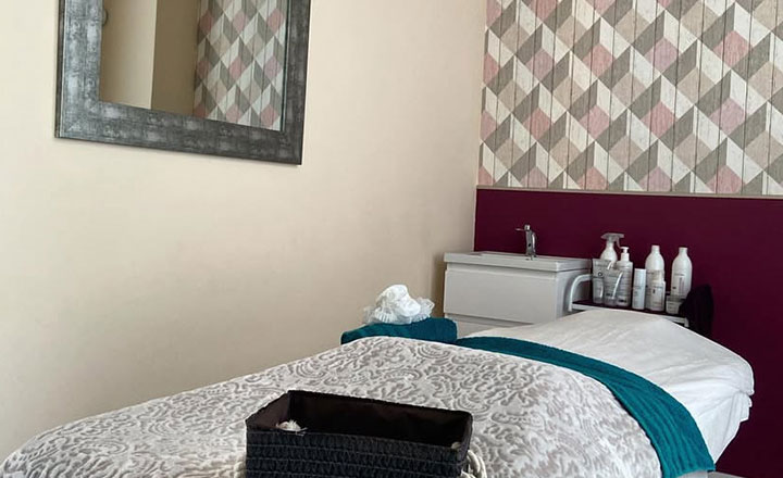 Esmeralda Márquez - Masajes camilla